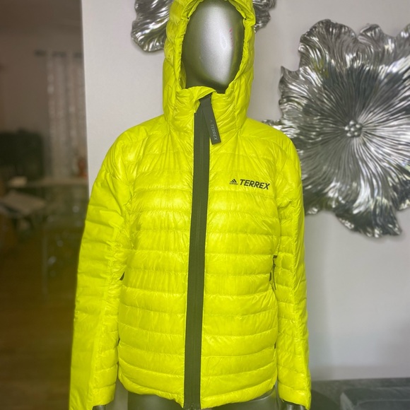 Adidas Hiking Jacket - Picture 2 of 11